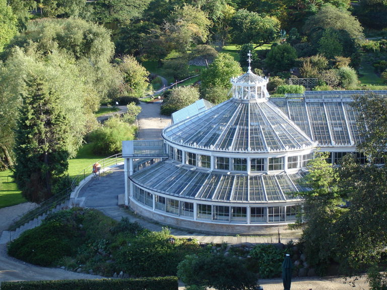 Jardin Botanique De Copenhague Et Ses Serres Monumentales Indre By