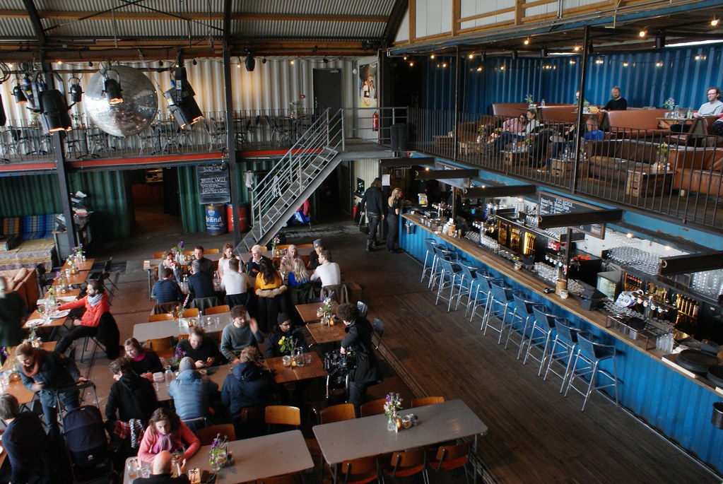 Bar Pllek dans le quartier de NDSM à Amsterdam.