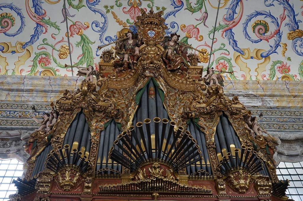 Orgue de la chapelle Sao Miguel de l'Université de Coimbra.