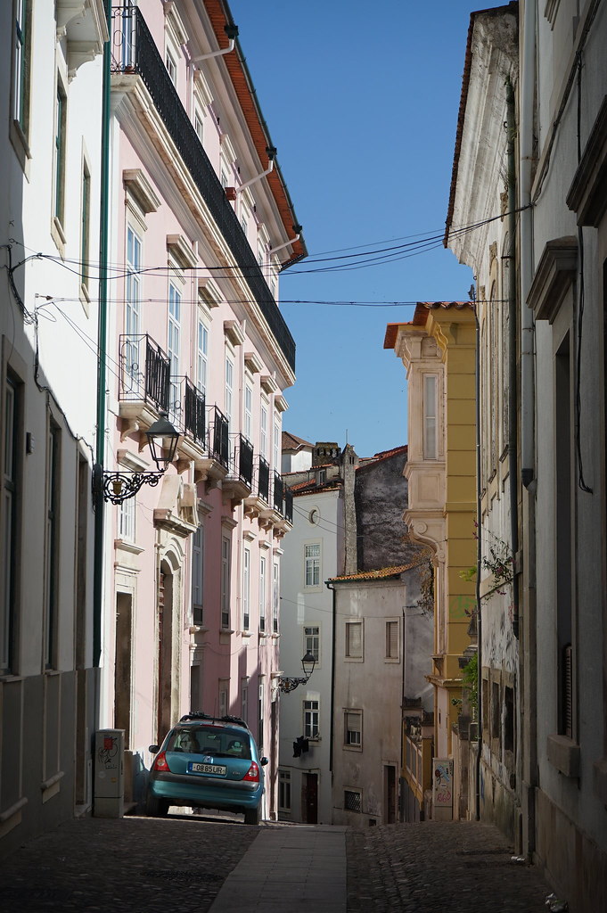 Ruelle de la vieille ville de Coimbra.