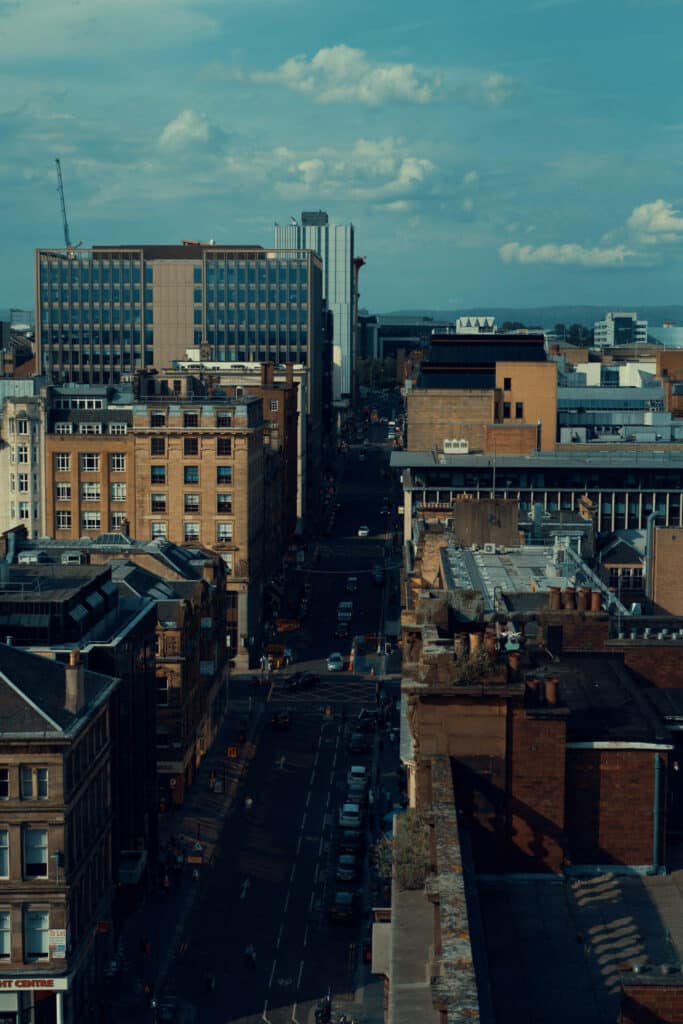 Vue sur le centre de la capitale économique écossaise. Photo de Ross Sneddon