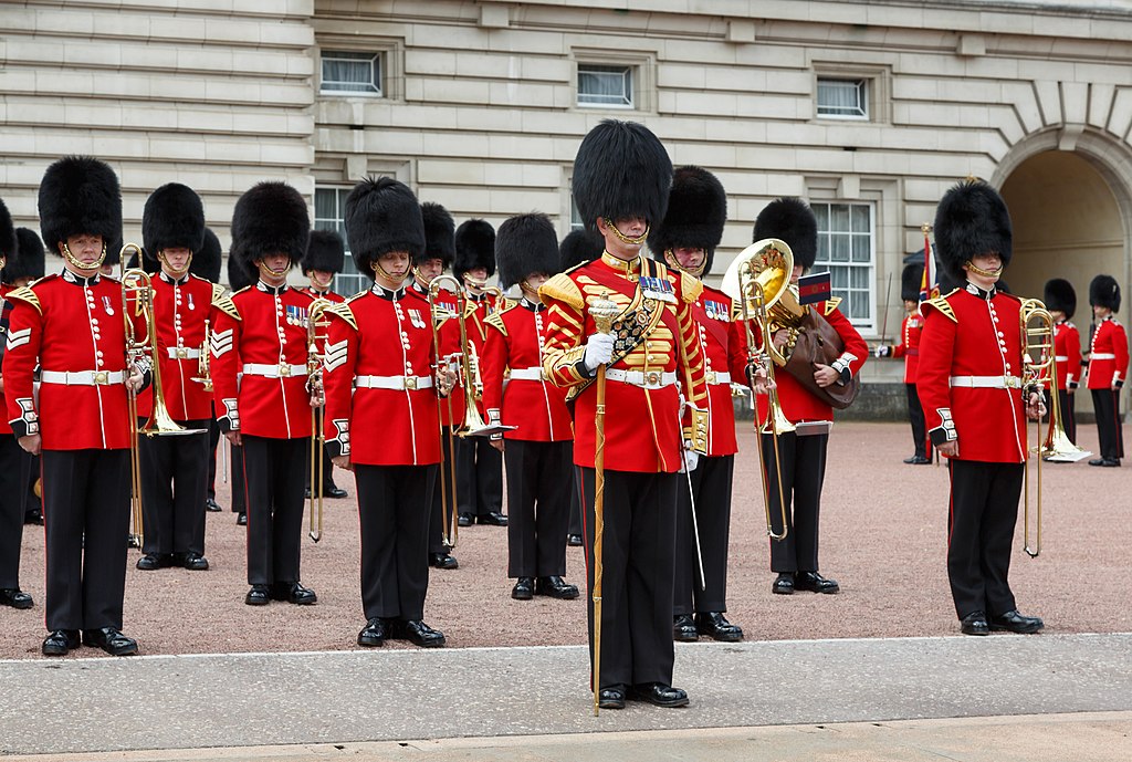 Relève de la garde devant  Buckingham Palace - Photo de CEphoto-Uwe Aranas - Licence ccbysa 4.0