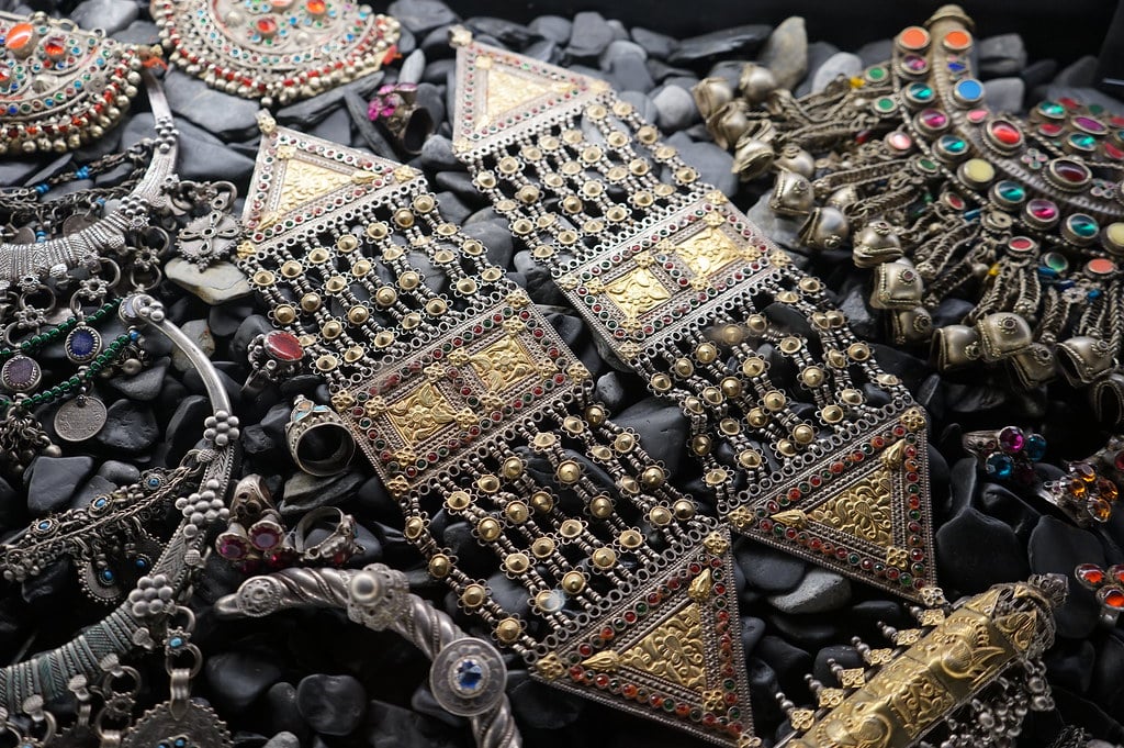 Bijoux du Pakistan / Afghanistan au MAP (Mondes des arts de la parure).