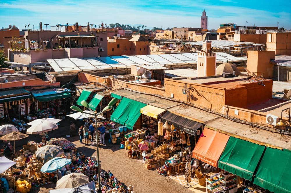 Place des épices dans les souks à Marrakech - Photo de Sebastien L