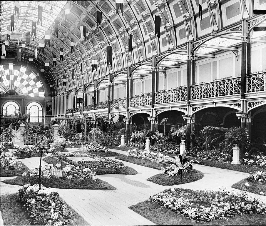 > Exposition de le Palacio de Cristal de Porto (aujourd'hui disparu).