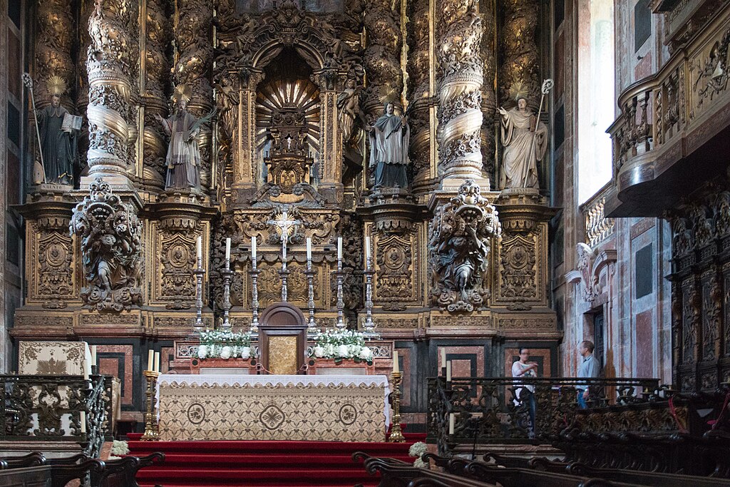 > Autel de la cathédrale de Porto - Photo de Daniel Villafruela.