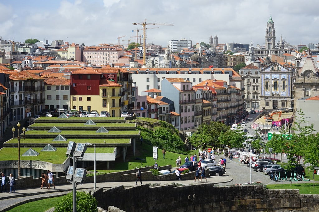 Vue depuis le musée vers la gare de Porto Sao Bento.