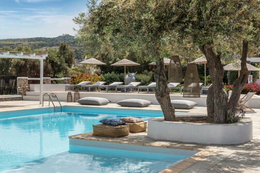 Piscine de l'hotel Verina Terra sur l'île de Sifnos.