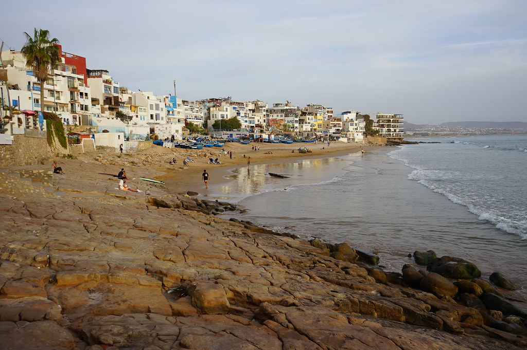 Lire la suite à propos de l’article Taghazout, villages de surfeurs à côté d’Agadir